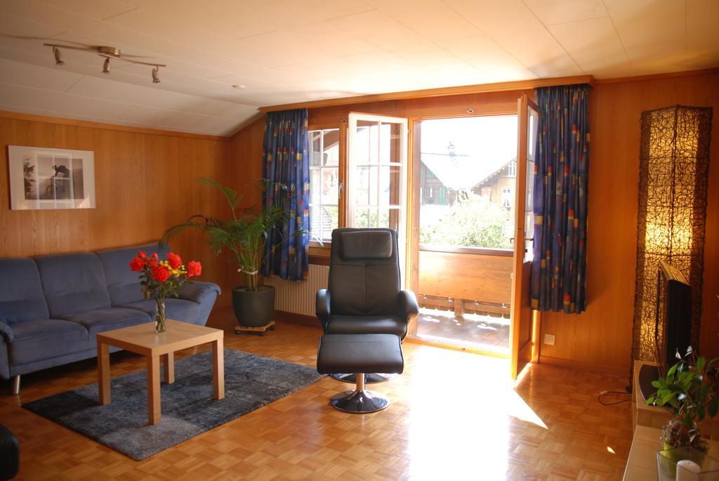 Chalet Tuftbach Daire Grindelwald Oda fotoğraf